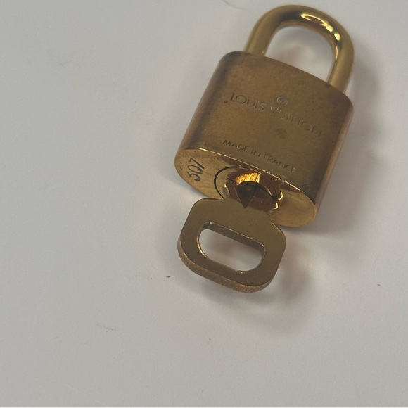 Louis Vuitton Gold Lock and Key #307 - Picture 8 of 8
